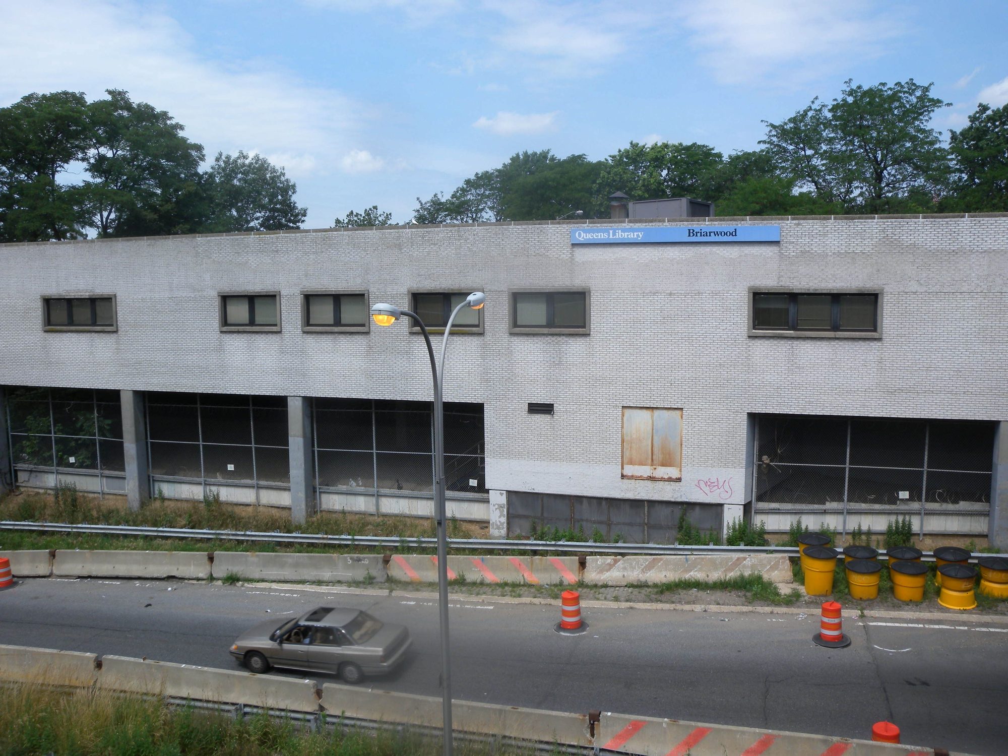 The Queens Public Library Briarwood branch on Main Street in Briarwood, Queens.