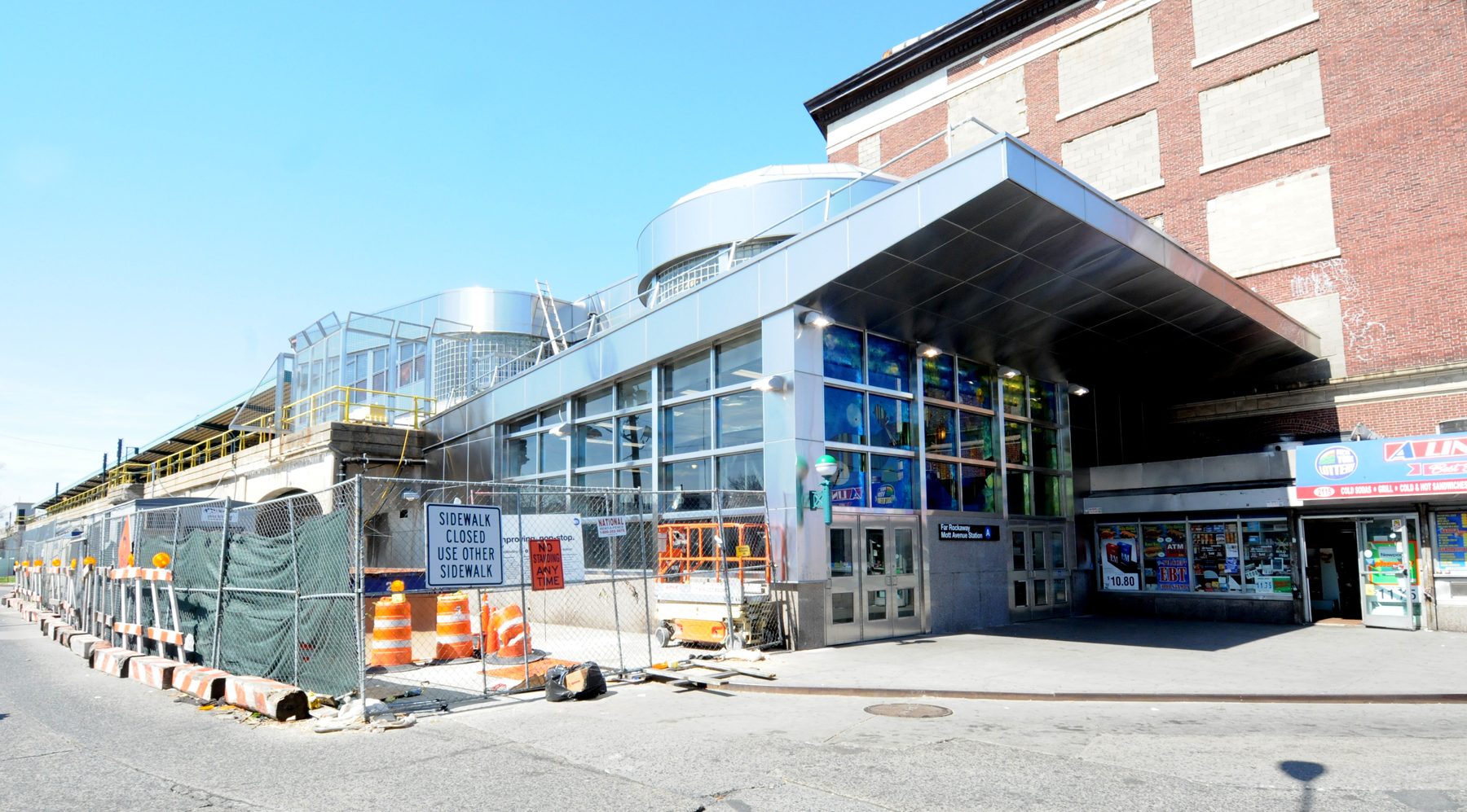 Far Rockaway–Mott Avenue A train station